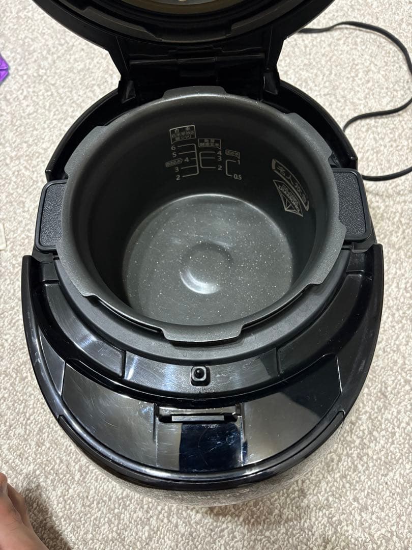 CUCHEN プレミアム炊飯器 ブラック