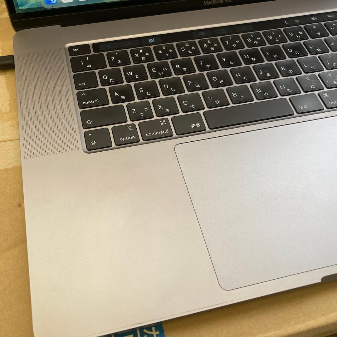 中古　MacBook Pro　MVVJ2J/A（2019, 16-inch）