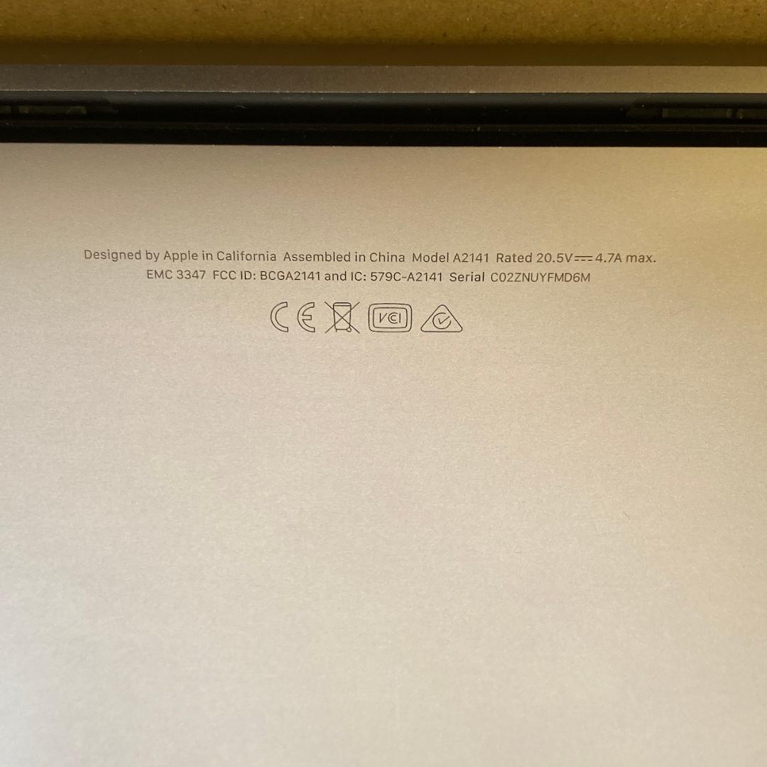 中古　MacBook Pro　MVVJ2J/A（2019, 16-inch）