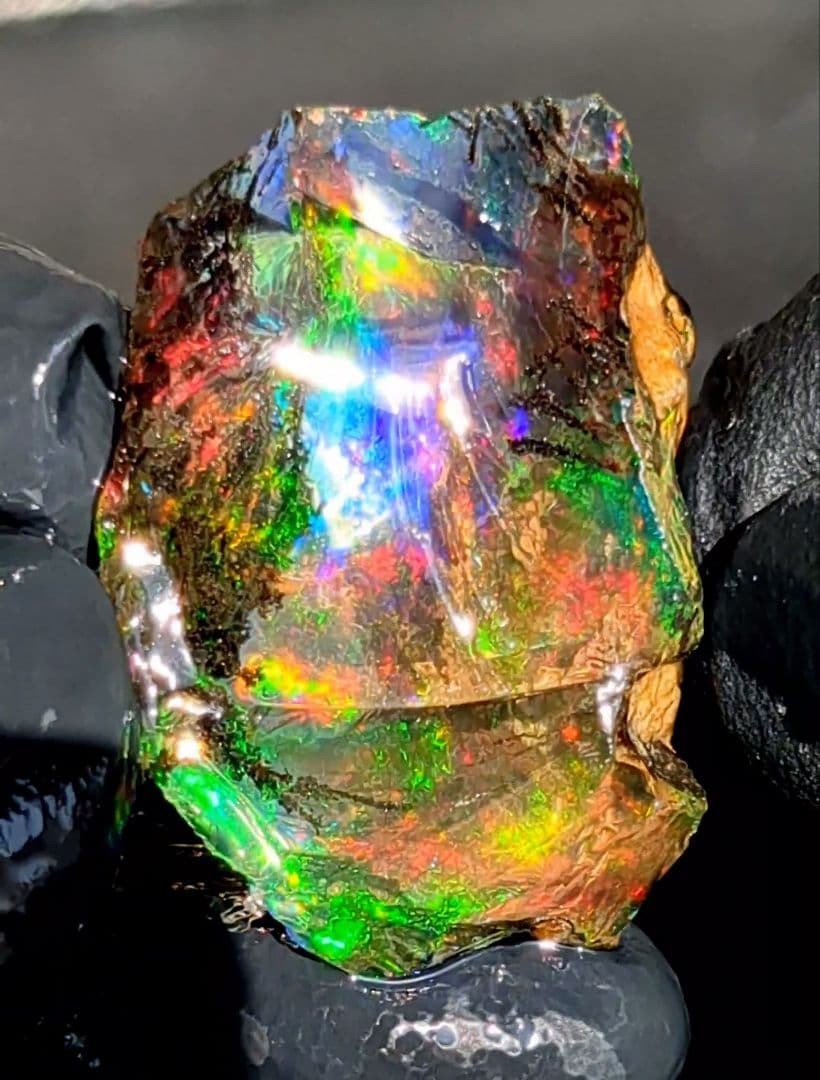 【22.5ct】エチオピアオパール　原石　虹　レインボー　デンドライトオパール