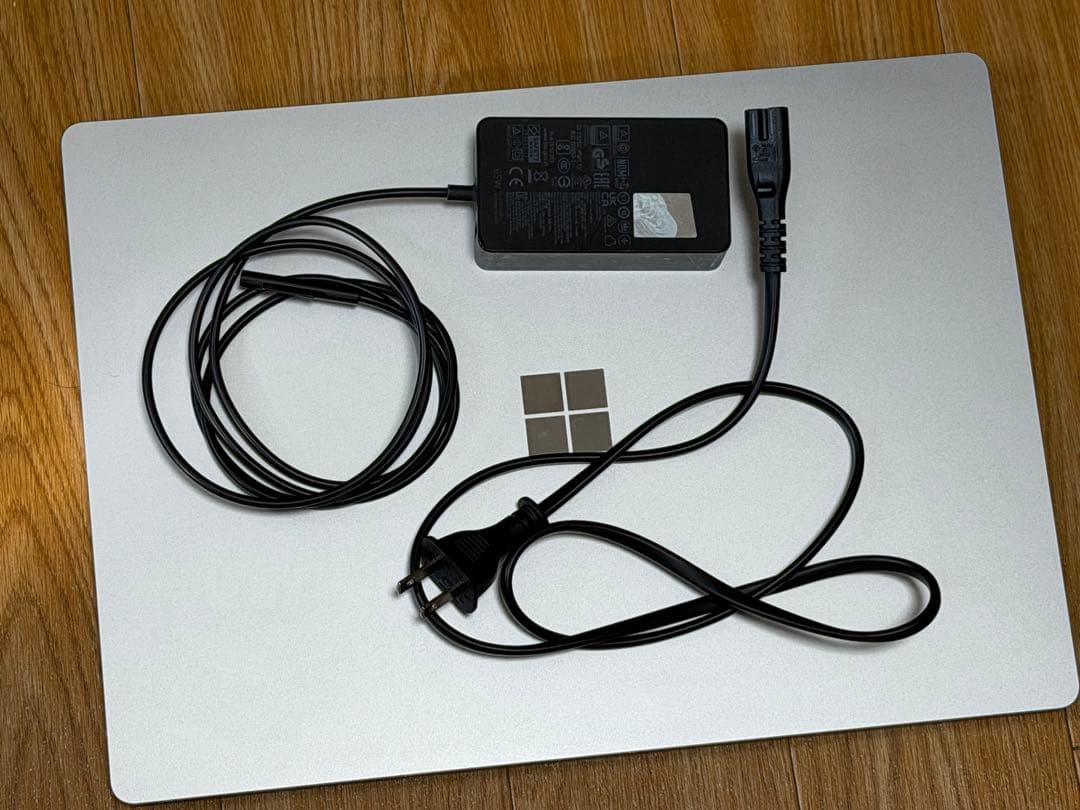 Surface Laptop 4 - 8GB 256GB 15インチ 中古美品