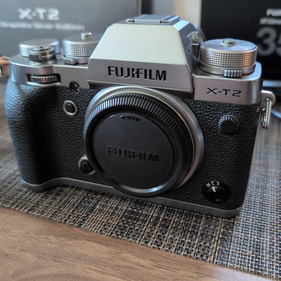 Fujifilm X-T2 XF35mmF1.4R Acruストラップ他