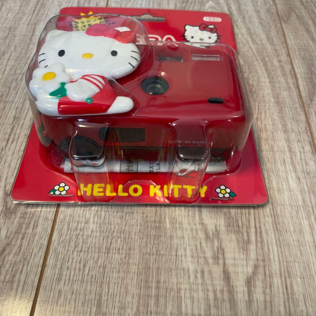 サンリオ　ハローキティ　カメラ　Dカットカメラ　レトロ　レア