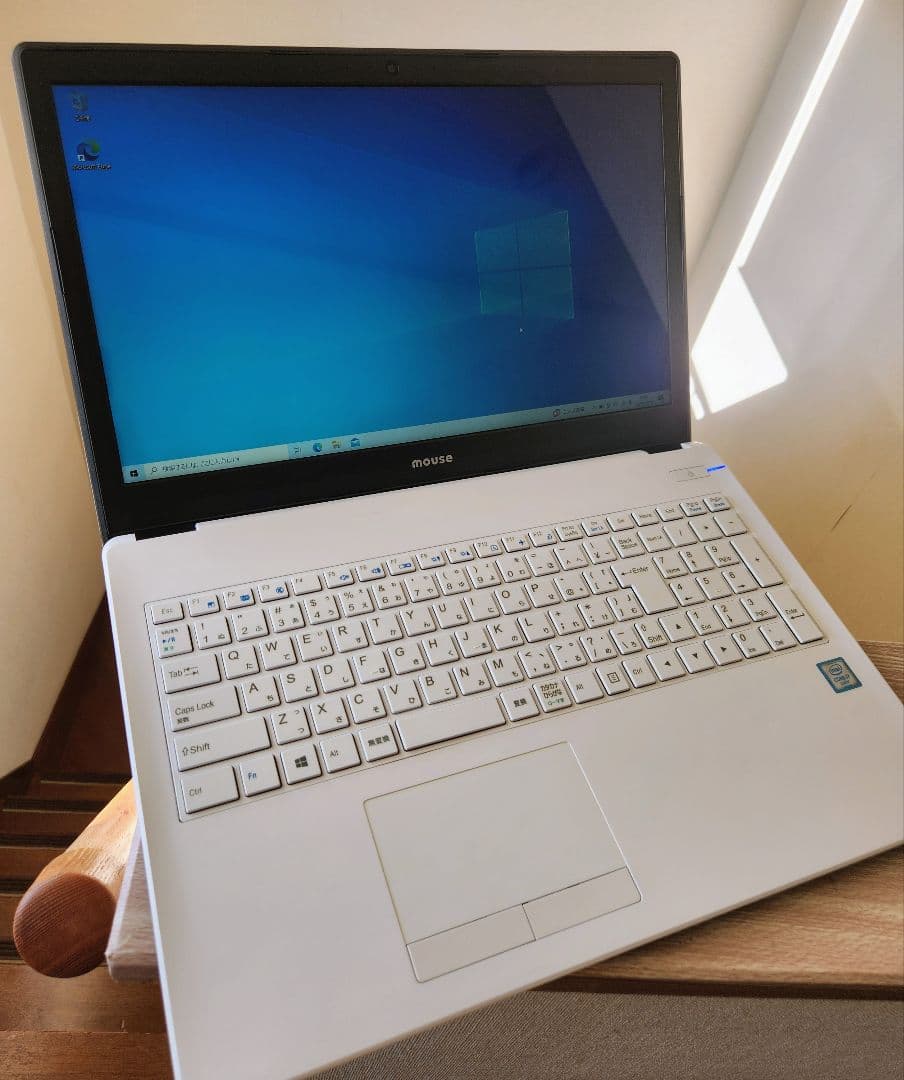 Mouse Core i7 6500U 15.6型　1920x1080/フルHD
