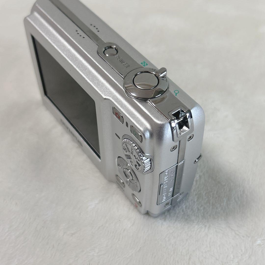 ✨未使用級✨ レア物　OLYMPUS FE-200 シルバー コンデジ　カメラ
