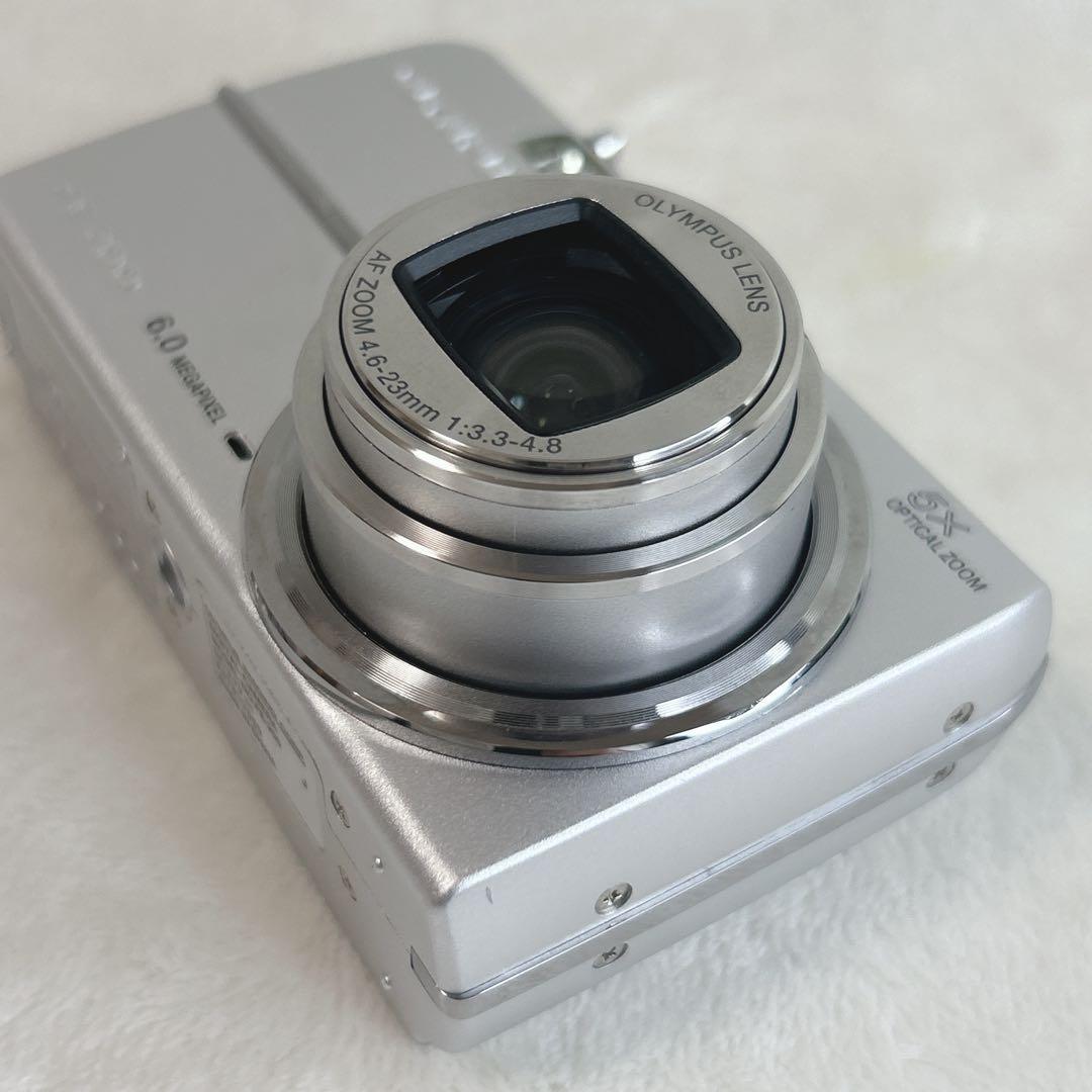 ✨未使用級✨ レア物　OLYMPUS FE-200 シルバー コンデジ　カメラ