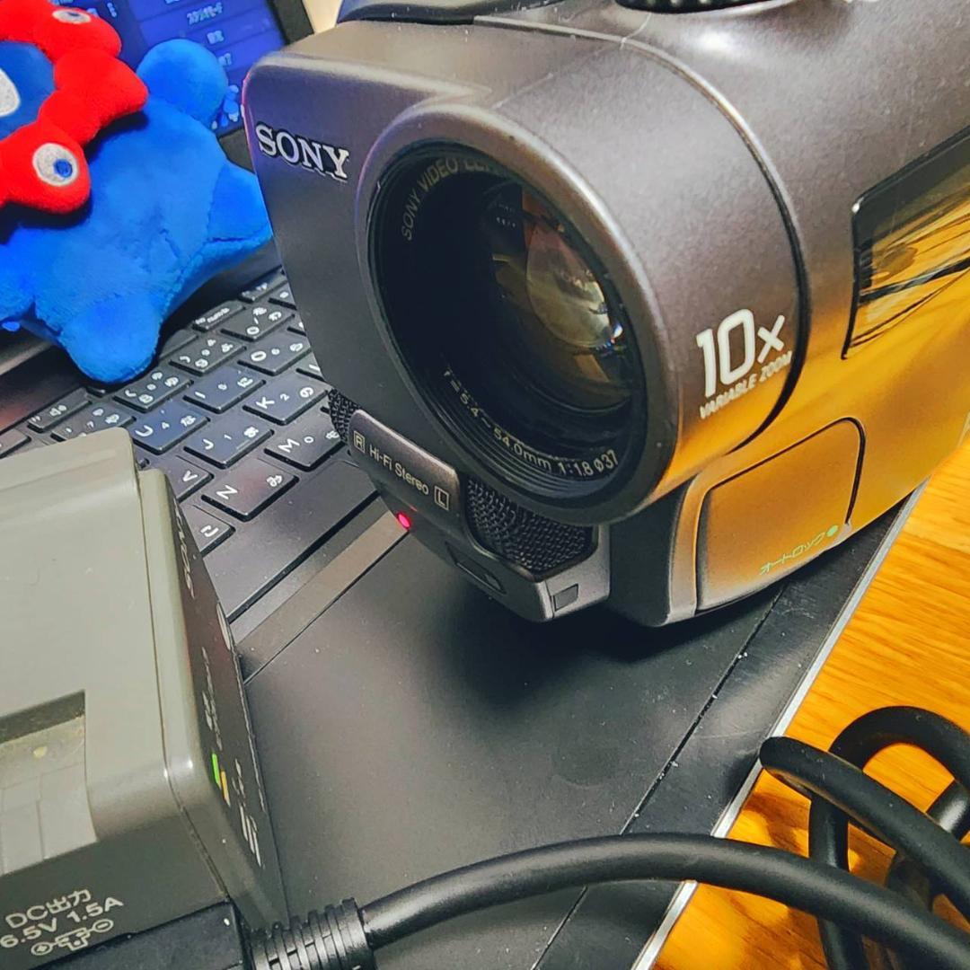 【動作確認済】 SONY Hi8 高画質 ビデオカメラ CCD-TR3 セット