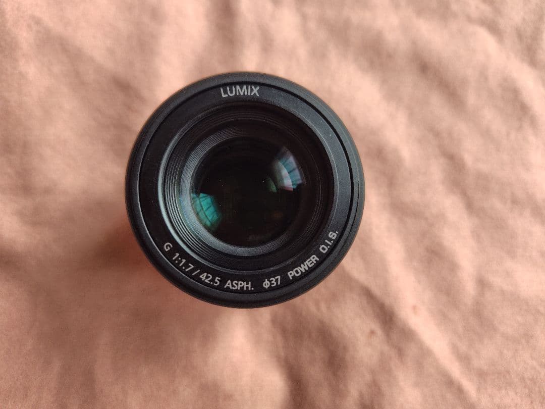 LUMIX G 42.5mm F1.7 ASPH. POWER O.I.S. 黒