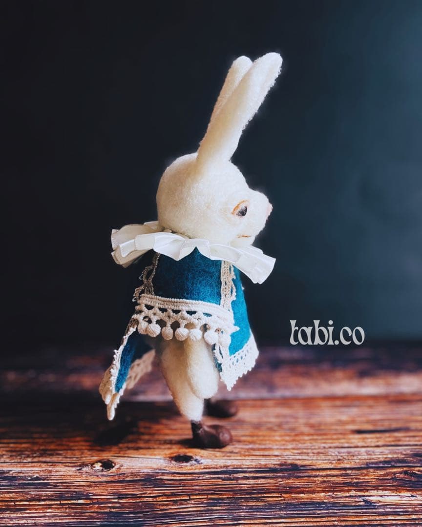 羊毛フェルト アートドール 白うさぎさん