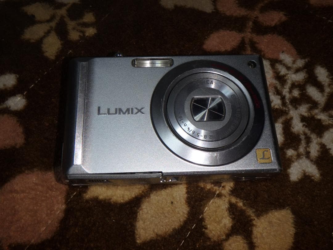 動作品 PANASONIC DMC-FX55 LUMIX デジタルカメラ