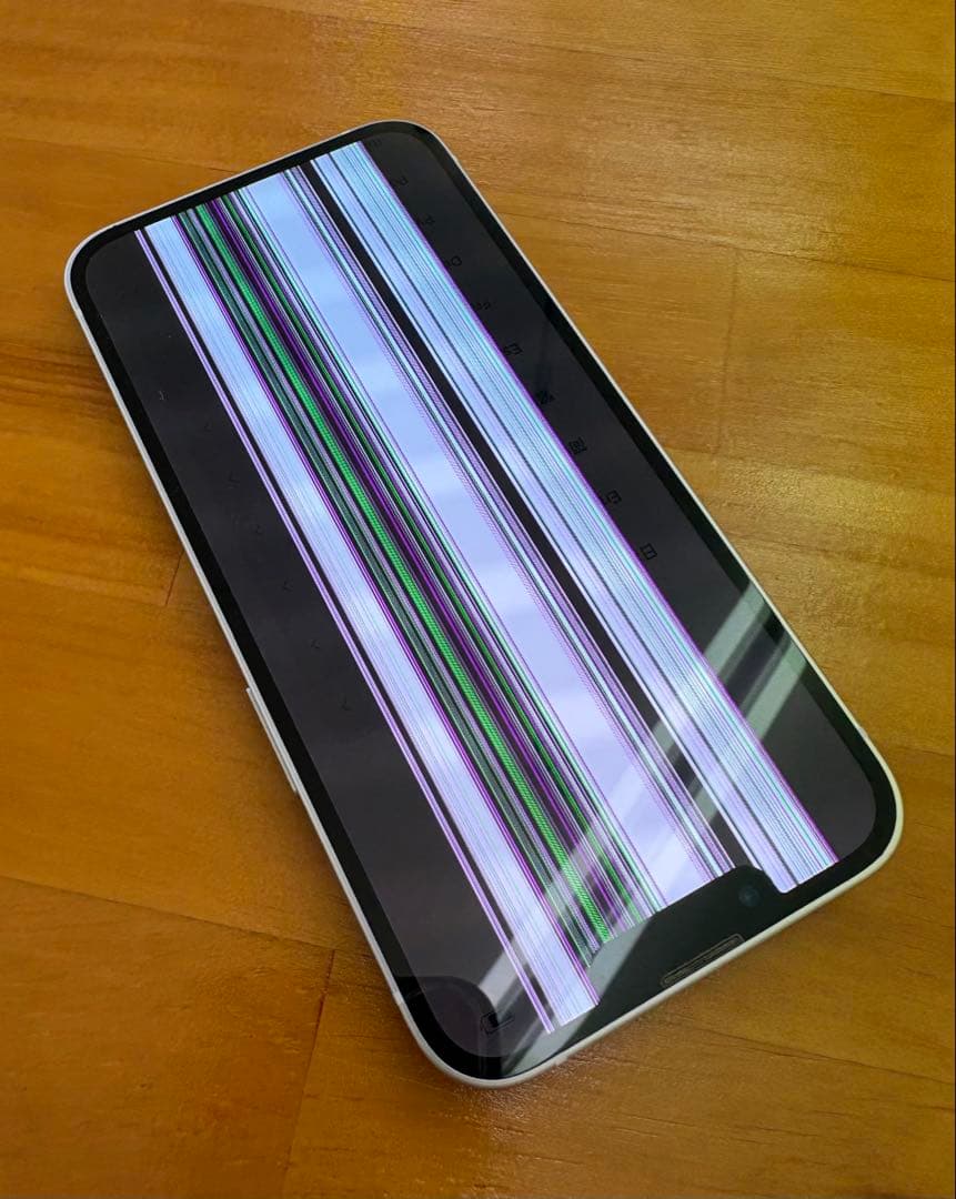iPhone13 ジャンク 画面が一部見えない SIMフリー