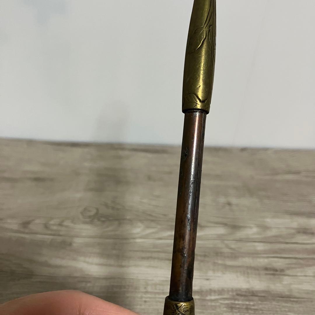 3F 【アンティーク】時代物 煙管 葉模様彫刻 真鍮・竹製 当時物