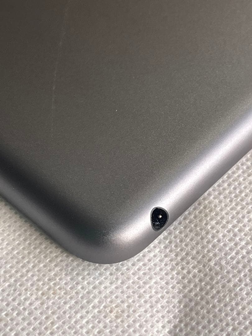 Apple iPad第９世代　64GB 本体　バッテリー84％