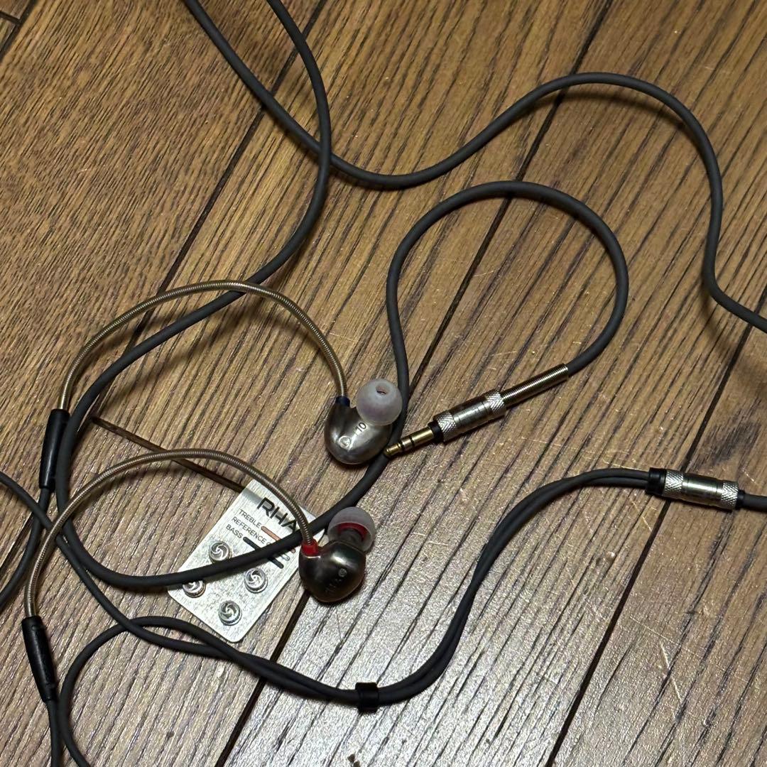 RHA T10 美品 レアモデル フィルター完備 高音質イヤホン