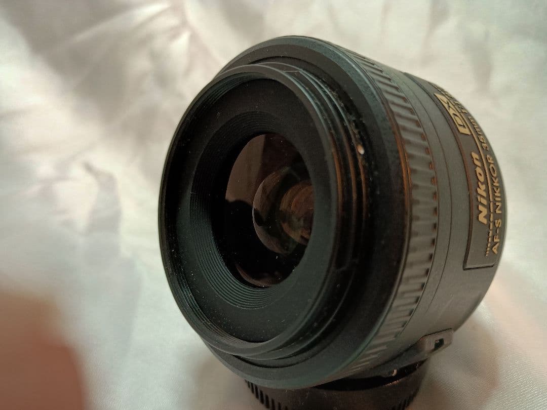 Nikon D7100 デジタル一眼レフカメラ　単焦点とズームのレンズ2本付き