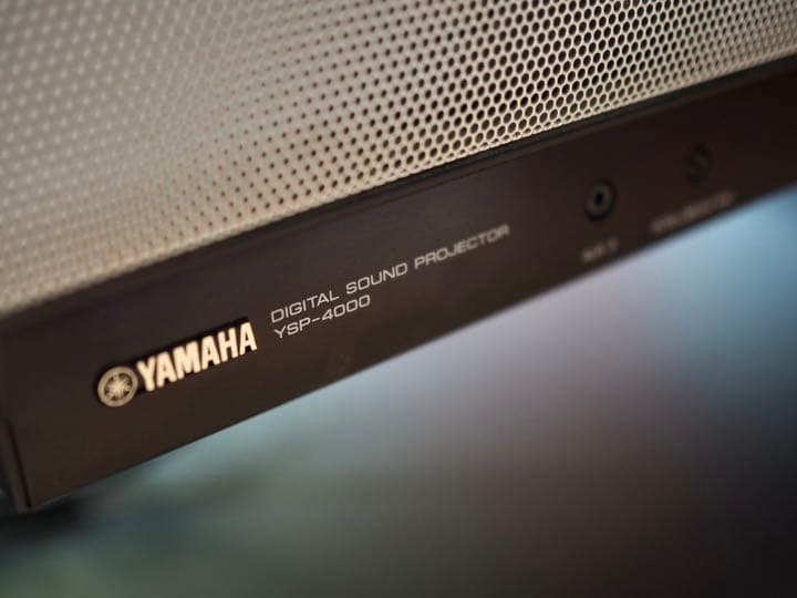 【近県送料込】デジタルサウンドプロジェクター YAMAHA YSP-LC4000