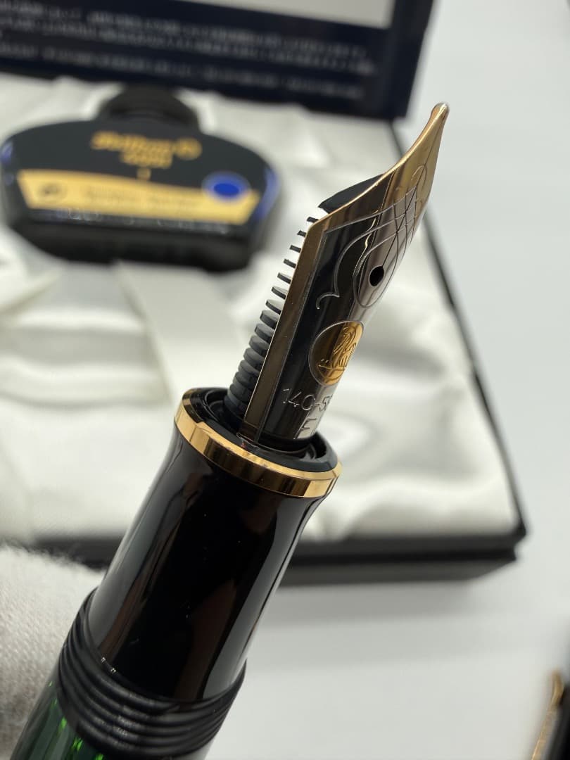 ペリカン　万年筆　14c-585 新品同様　箱/インク付き