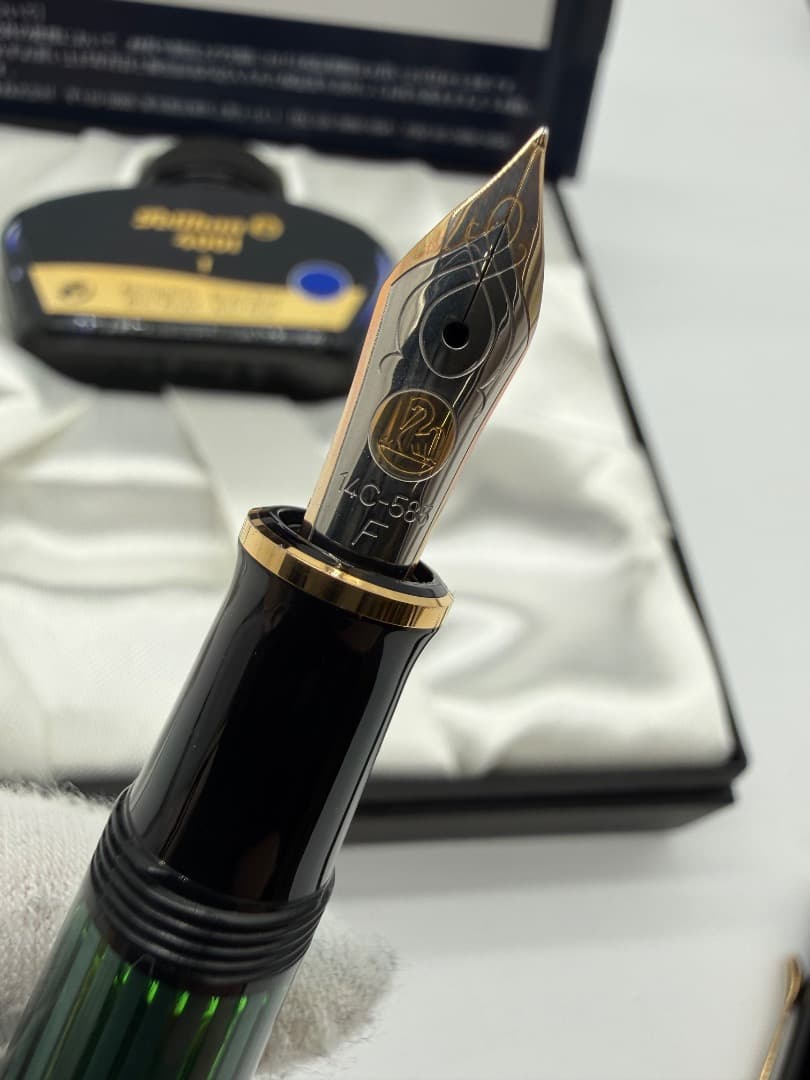 ペリカン　万年筆　14c-585 新品同様　箱/インク付き