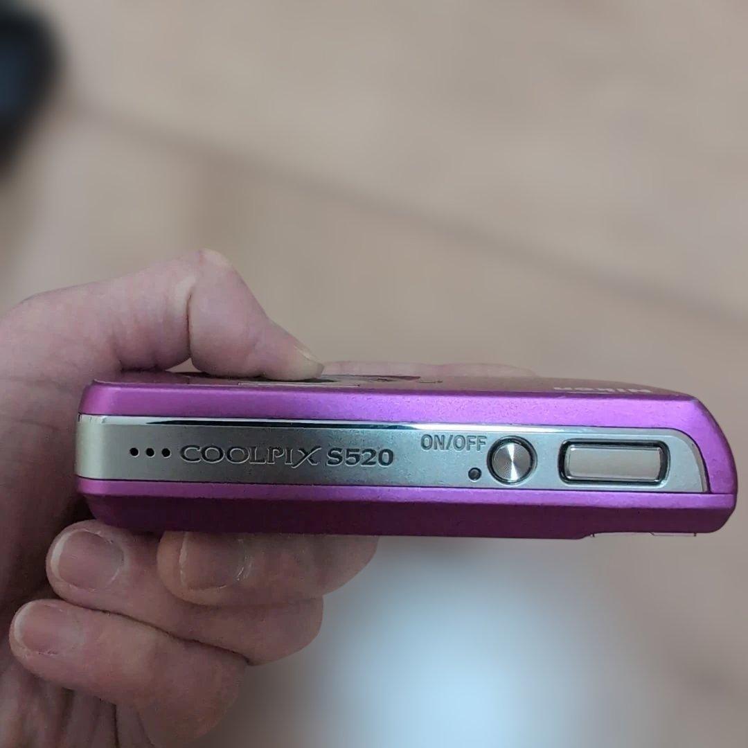 Nikon COOLPIX S520 ピンク