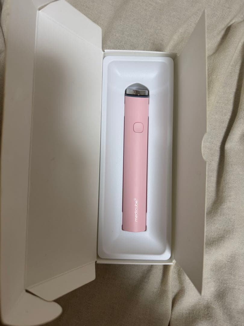 medicube 美顔器 ミニ ピンク 説明書・外箱・充電ケーブル付き