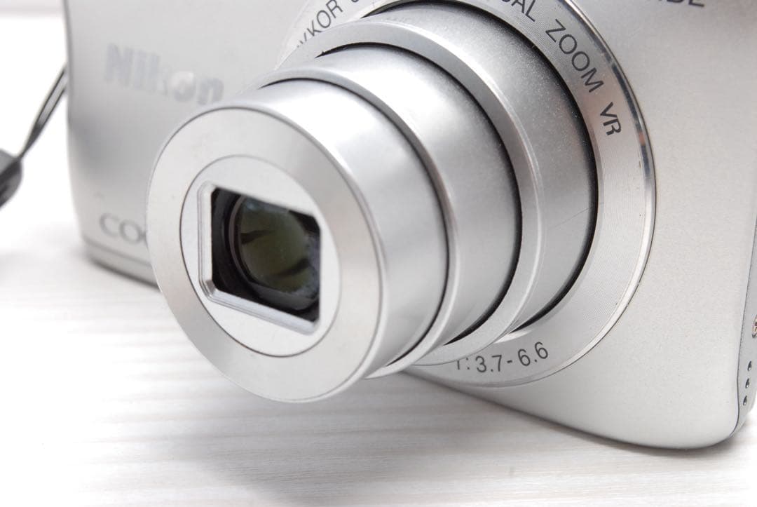 Nikon COOLPIX S3700 おまけ付き コンデジ クールピクス