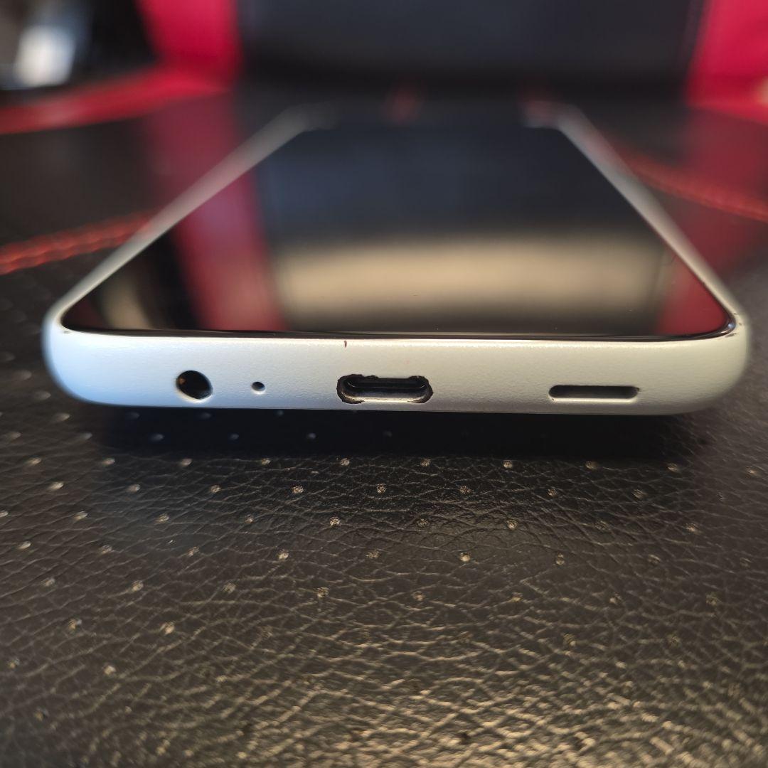 arrows FCG02 We2スマホ 64G ライトブルー