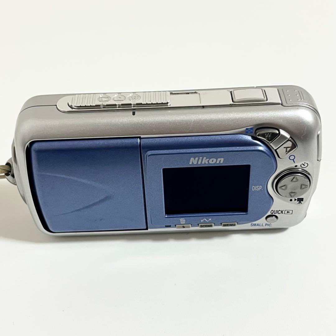 デジタルカメラ Nikon coolpix E2500