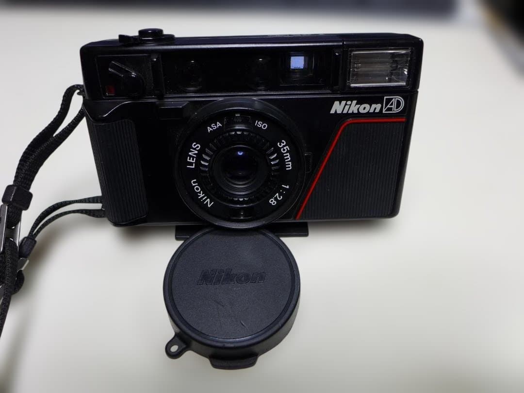 【完動品】 NIKON L35AD ピカイチ ISO 1000 フィルムカメラ