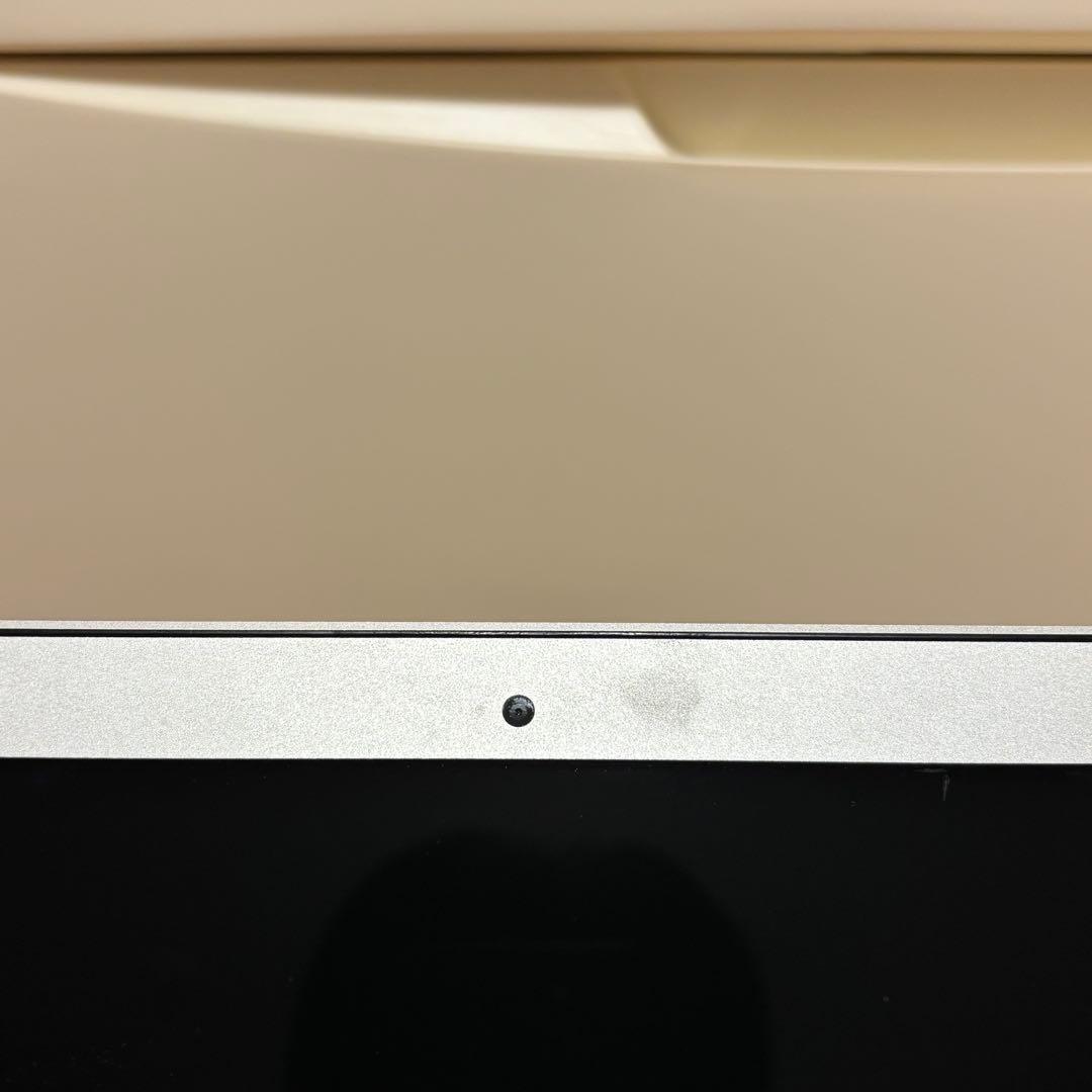Apple MacBook Air 13inch Early 2015 シルバー