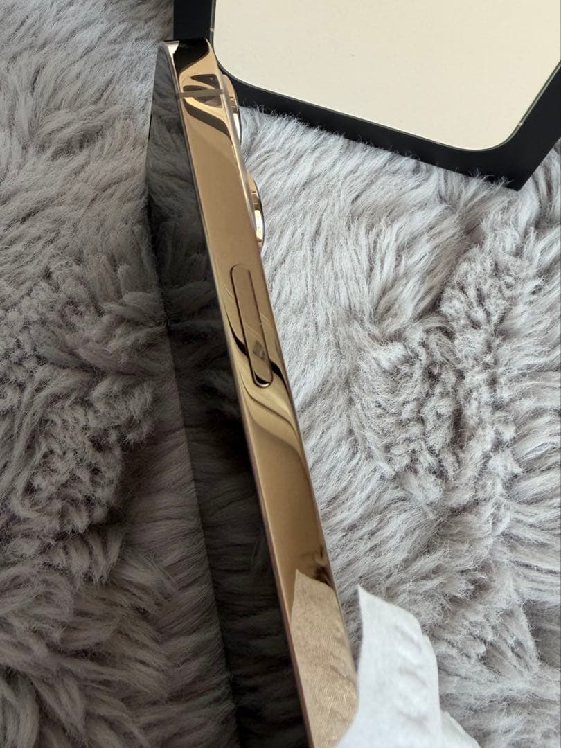 iPhone 13 Pro Gold 256GB SIMフリー 完品