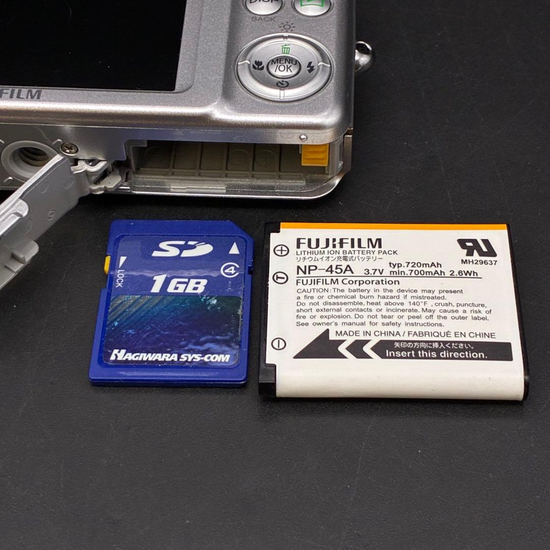 【動作OK】FUJIFILM FINEPIX J30 コンパクトデジタルカメラ