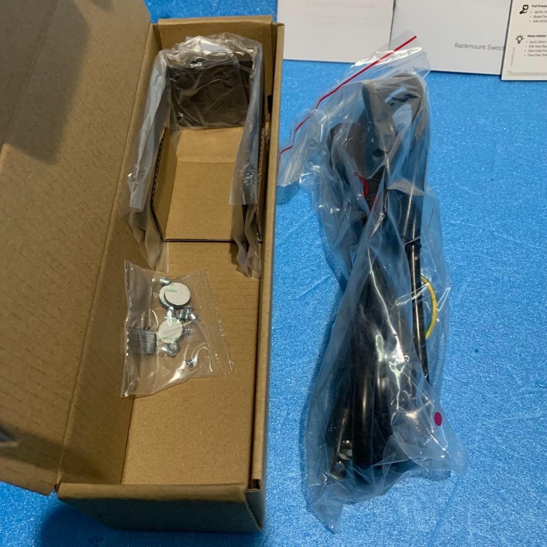 ②極美品　TP-Link 16ポート PoEハブ TL-SG1016PE