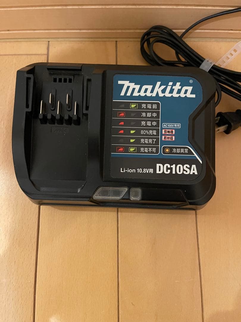 Makita マキタCL107FD 10.8v掃除機 動作確認済み