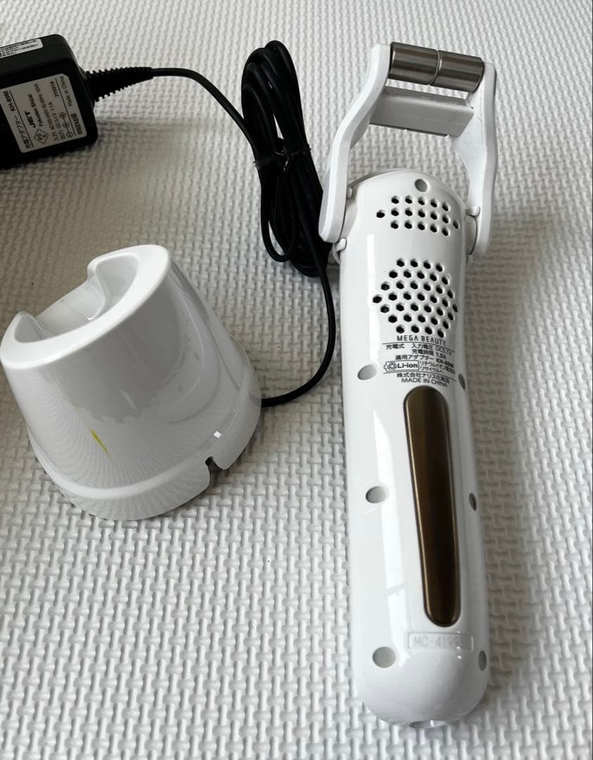 ナリス メガビューティ美顔器 温冷機能付き　コットン（2箱）セット　箱なし