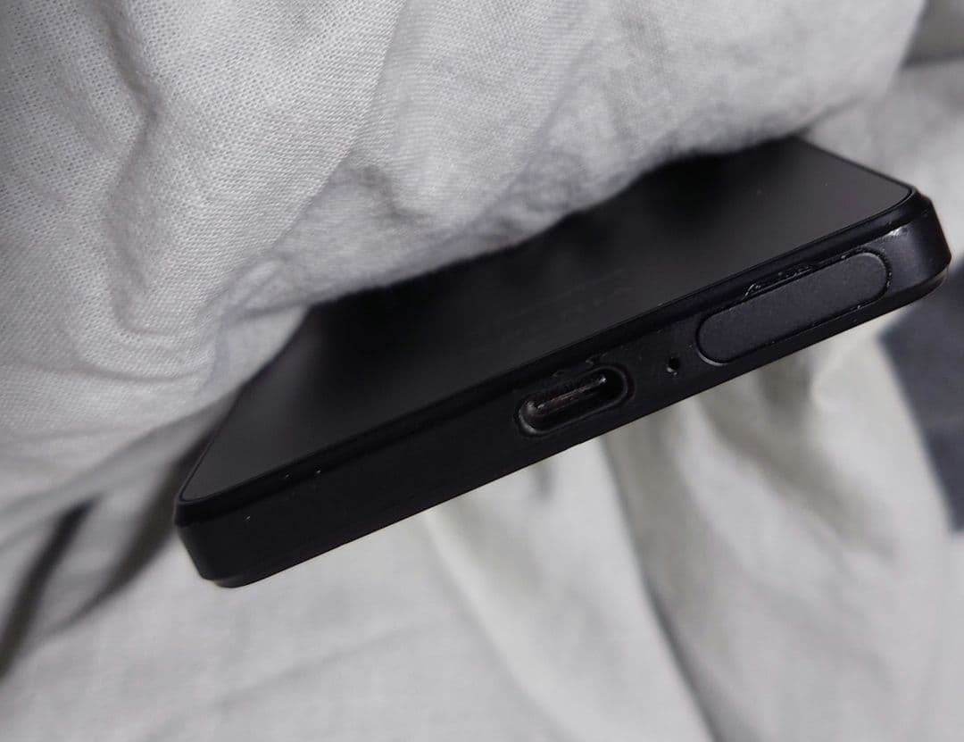 使用微量【SO-51C】Xperia 1 IV　DOCOMO