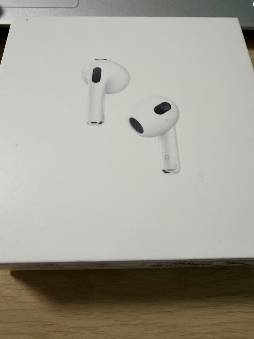 AirPods 第3世代 美品 使用期間約1年 バッテリー良好 動作確認済み