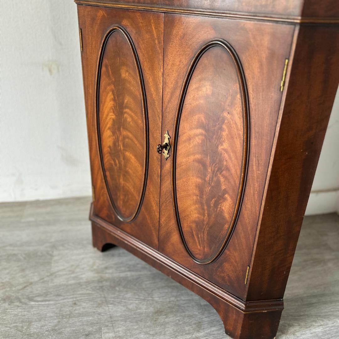イギリス アンティーク家具 コーナーキャビネット 1930年頃 963A