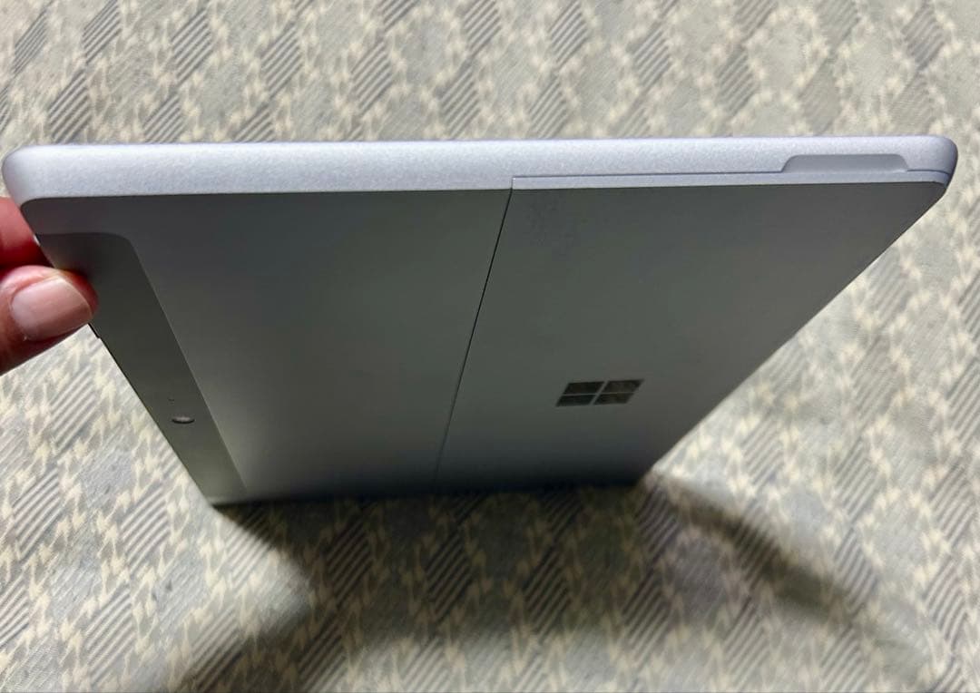 Windowsタブレット本体 surface go Pen4415Y MHN-00014 64g 4g
