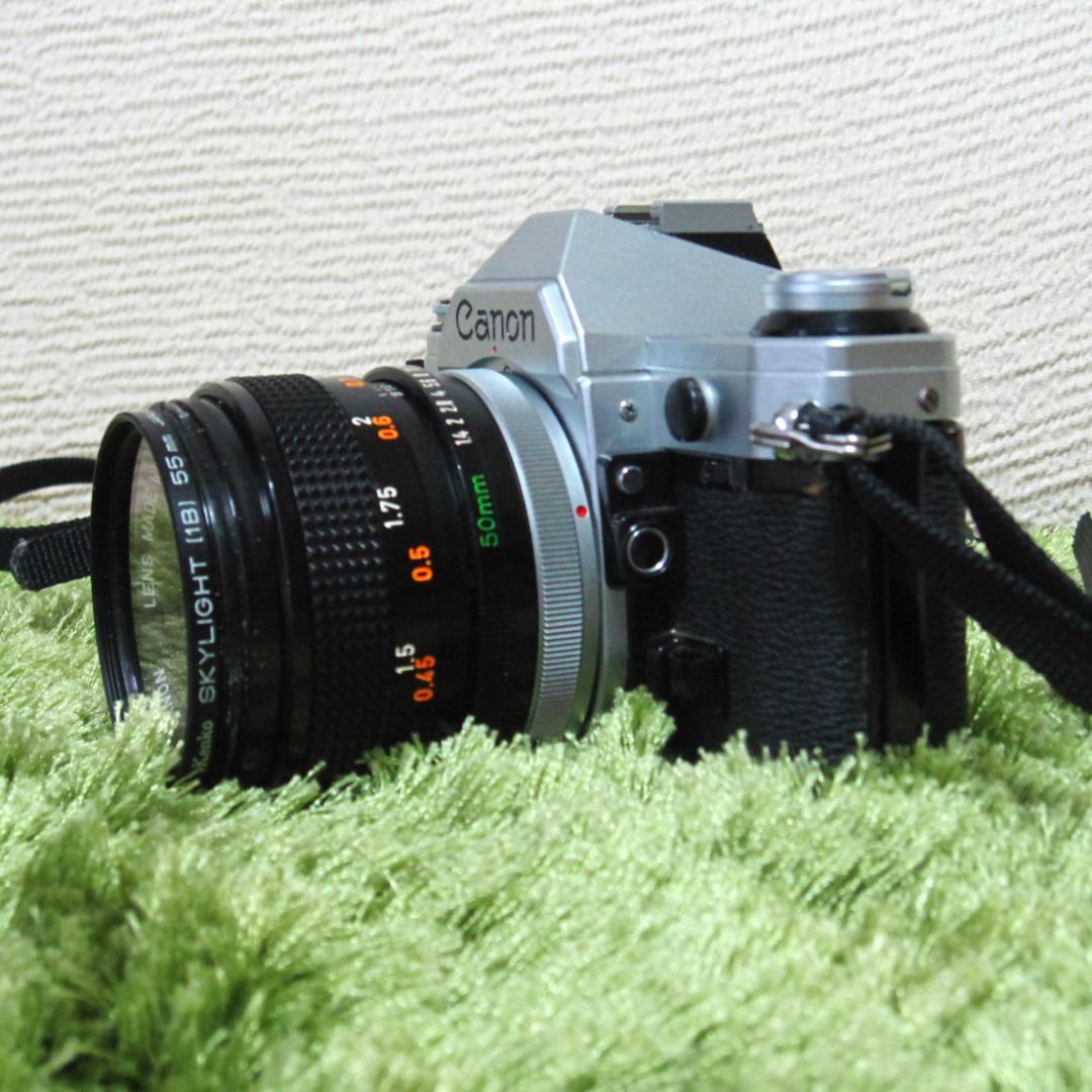 Canon AE-1 一眼レフカメラ　レンズ2コセット(フィルムアナログカメラ)