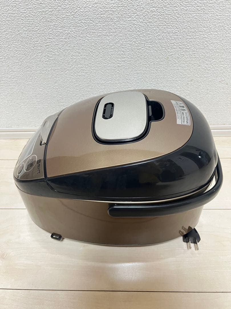 【美品・2020年製】タイガー IH炊飯器 炊きたて5.5合 ダークブラウン