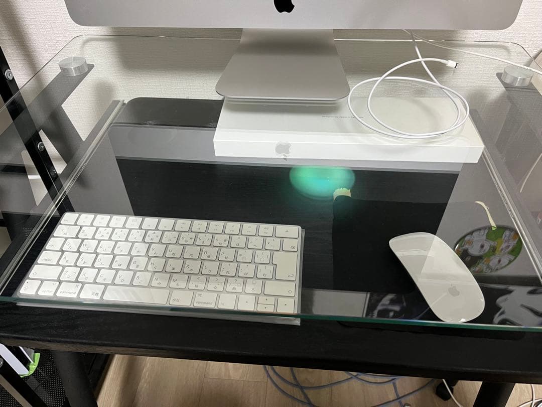 I mac 21.5インチ