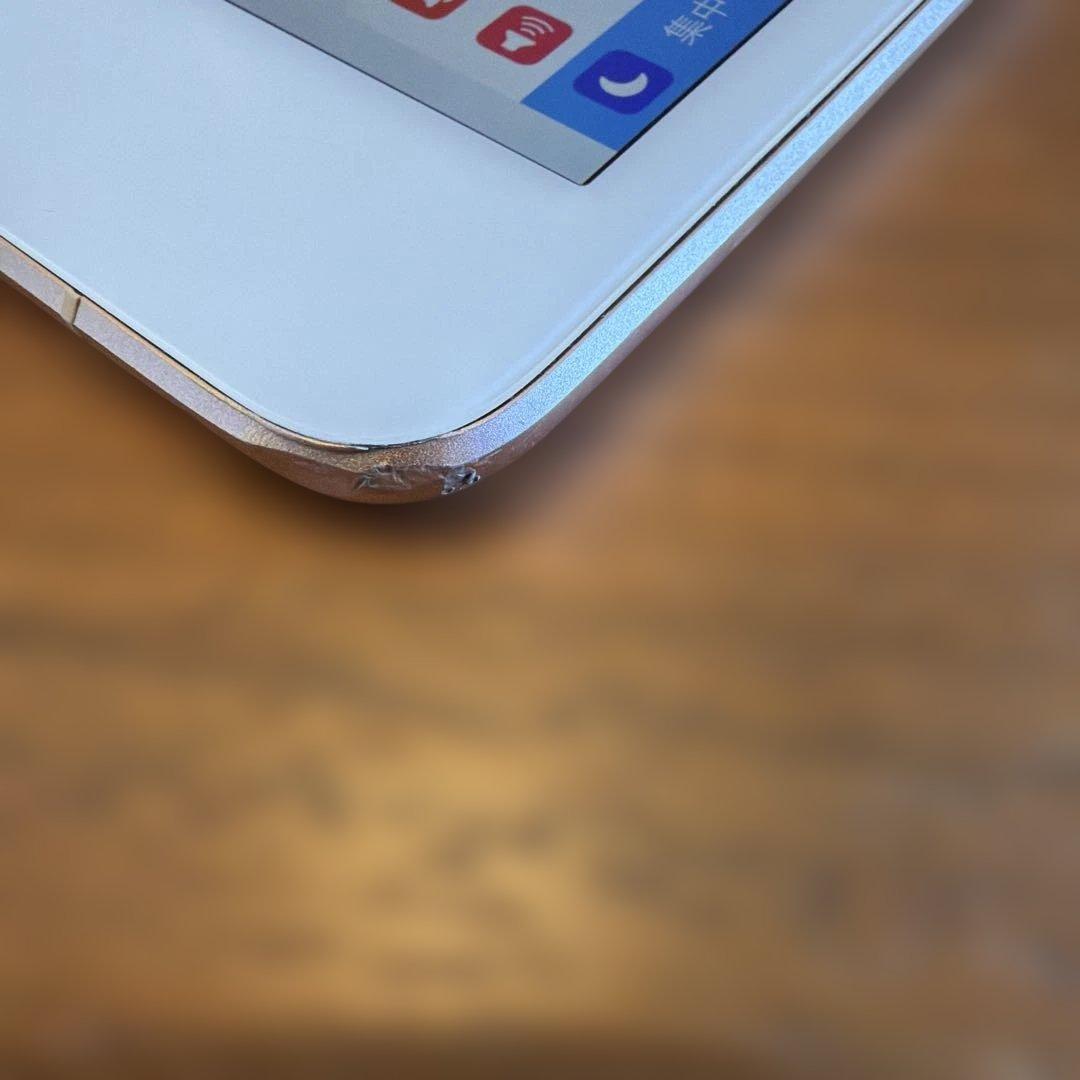 iPad本体 iPad mini 4 128GB Wi-Fi + Cellular