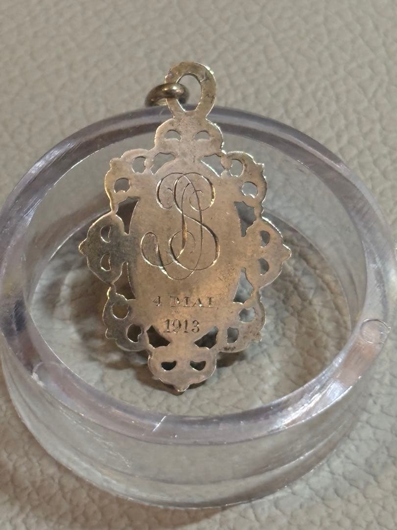 【アンティーク聖品】聖母マリアのペンダントトップ1913年