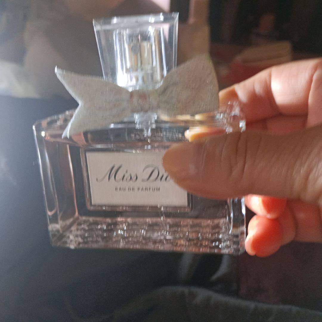 シ*n様 Miss Dior Eau de Parfum 100ml