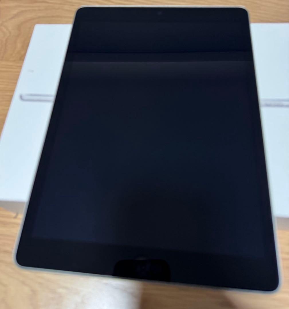 iPad 第9世代　64GB シルバー　Wi-Fiモデル