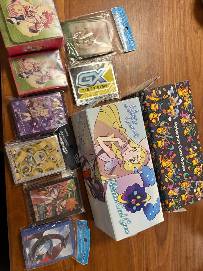 一部ポケカ引退品　ポンチョを着たピカチュウなど
