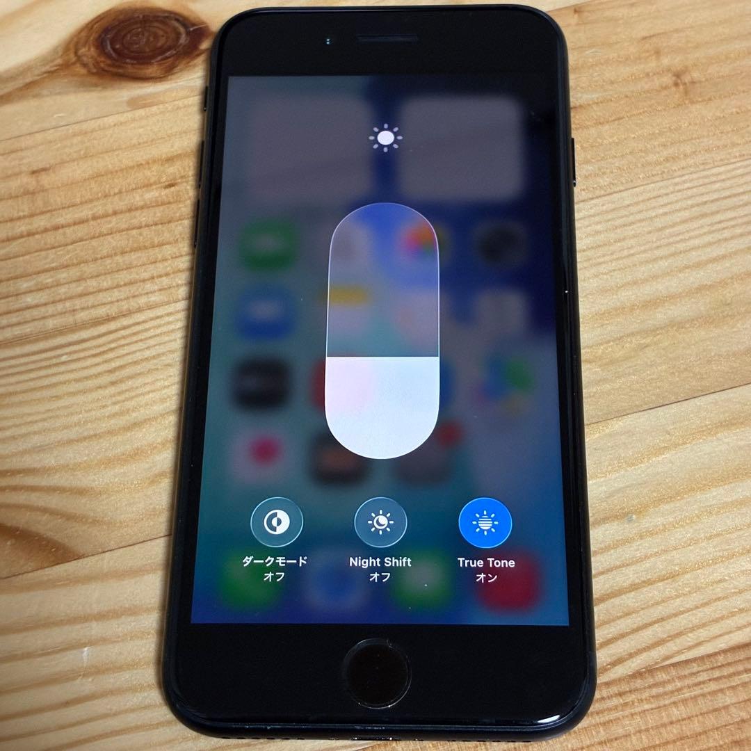 17700a iPhone SE 第三世代　SIMフリー　バッテリー新品
