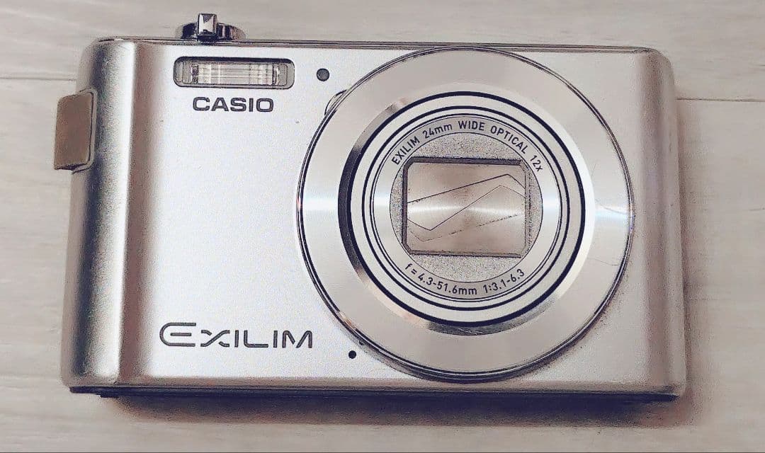 CASIO カシオ EXILIM エクシリム EX-ZS210 シルバー