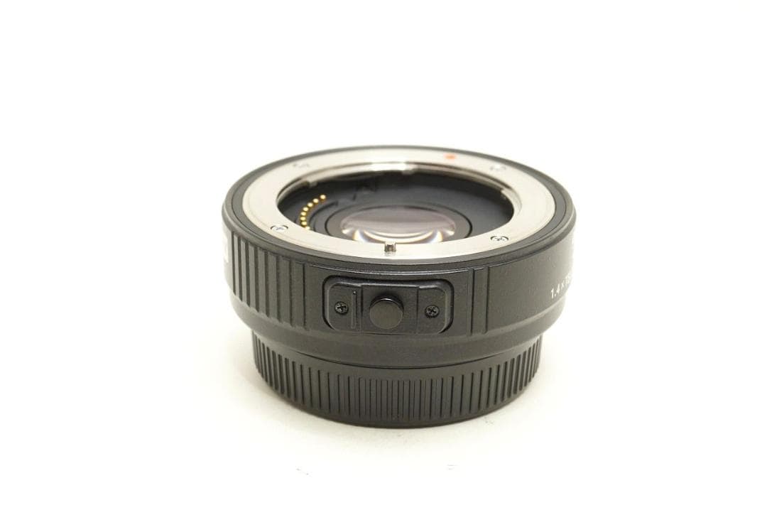 ZUIKO DIGITAL 1.4×　TELE CONVERTER EC-14