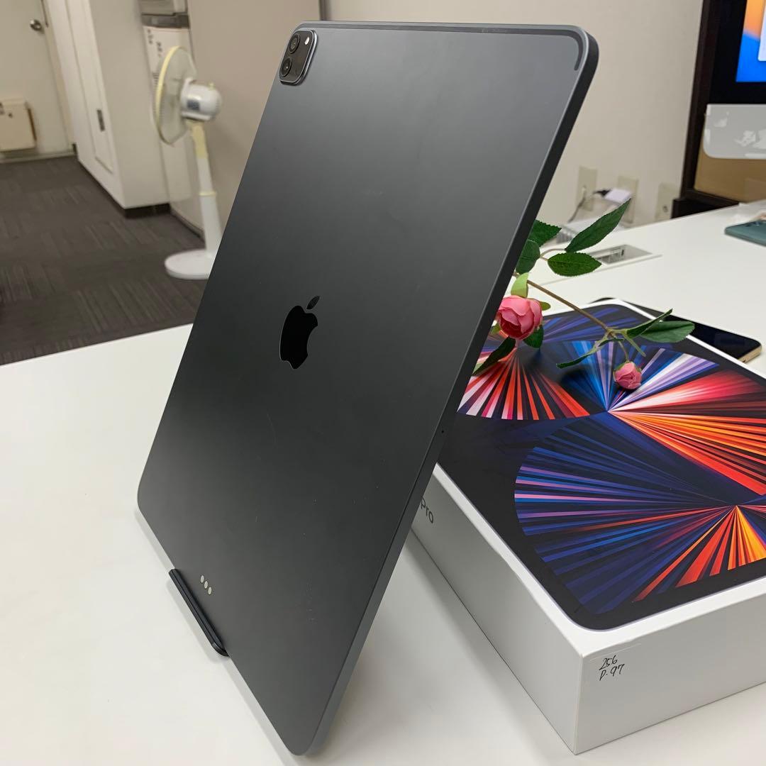 iPad Pro 12.9インチ(第5世代) WiFi 256GB